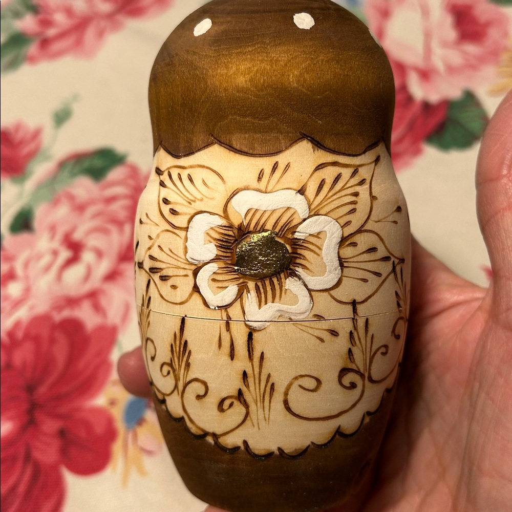 Russian nesting dolls - Picture 5 of 8